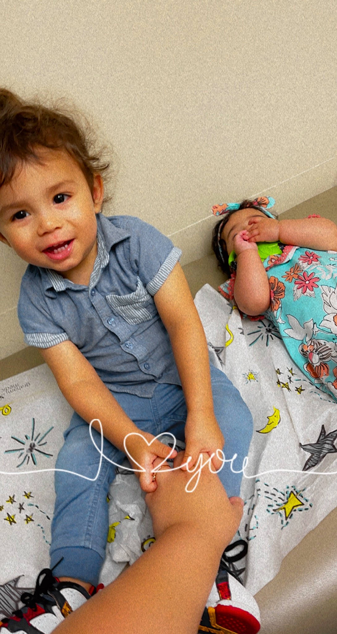 Xadrian joined the competition — help win amazing prizes! baby_toddler_clothing, cool, elbow, facial_expression, finger, happy, human, human_body, joint, knee, mouth, neck, person, shoulder, skin, sleeve, smile, t_shirt, thigh, toddler