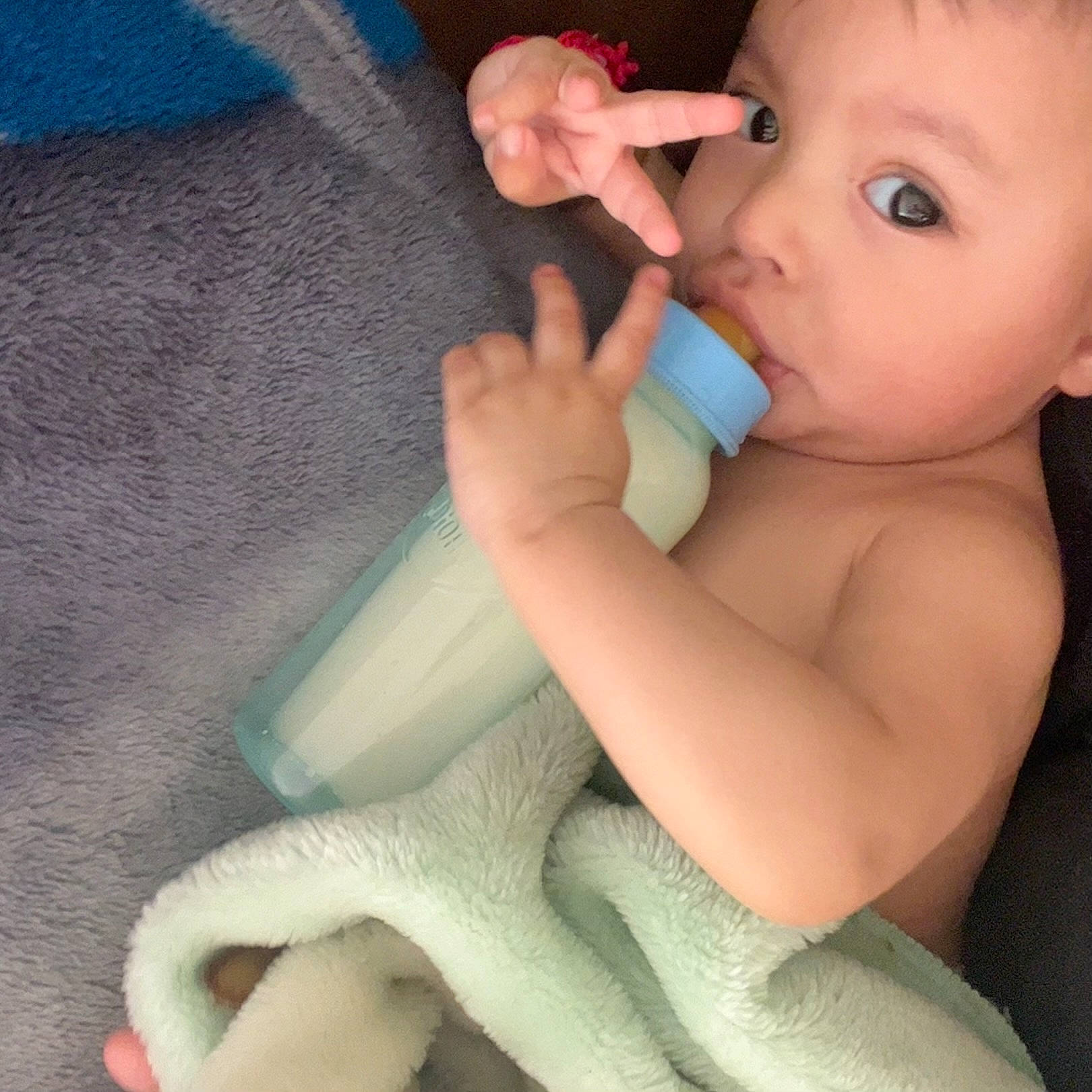 Andres is registered to the contest to win money with this photo: arm, baby, cheek, ear, eyebrow, eyelash, finger, gesture, happy, human_body, iris, jaw, joint, lip, mouth, nail, neck, nose, person, skin