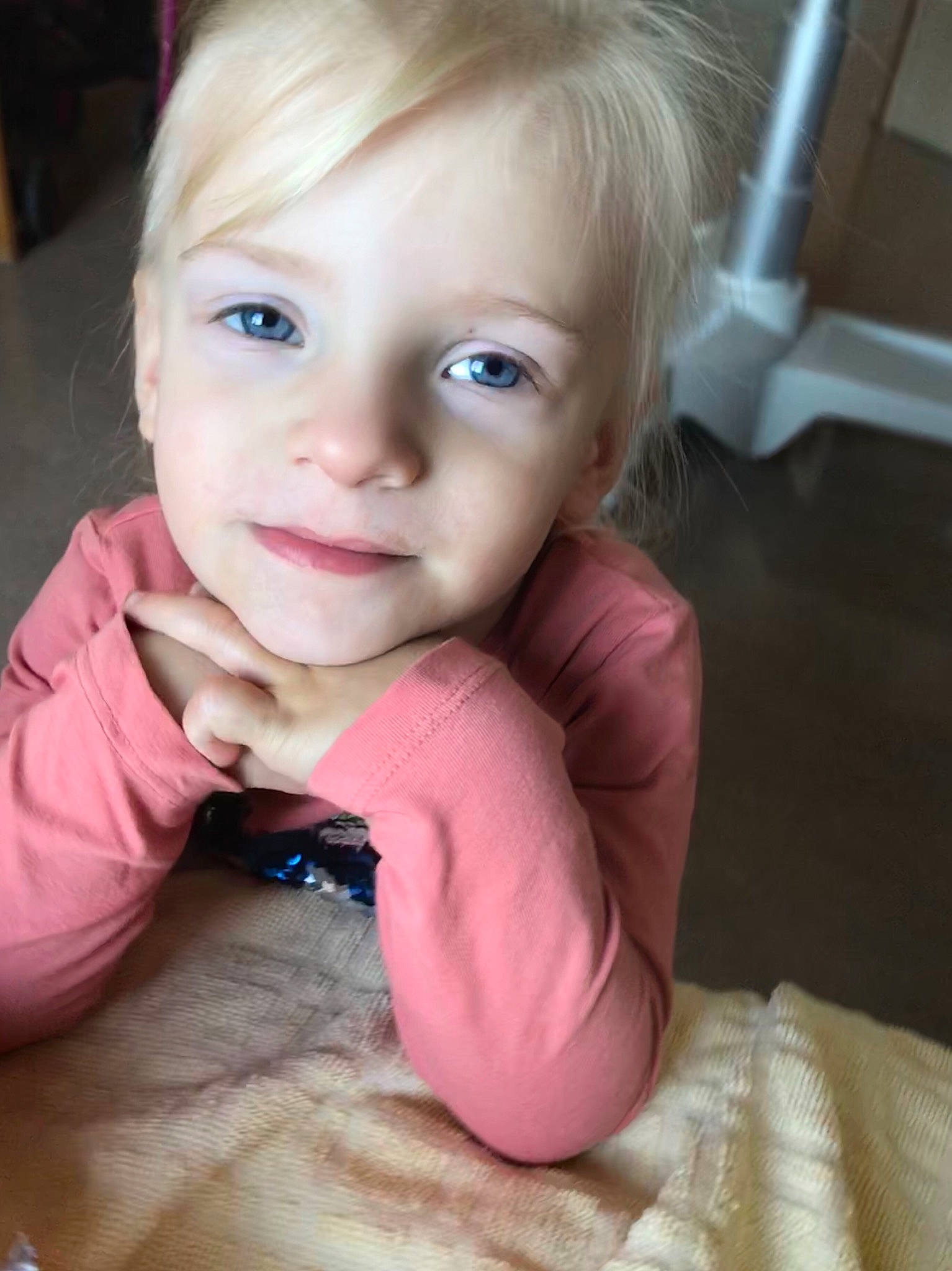 Maëlyss a rejoint le concours — aidez-le/la à gagner de superbes lots ! blond, cheek, child, chin, eye, face, forehead, girl, hair, hairstyle, head, human_hair_color, infant, lip, mouth, nose, person, pink, skin, smile