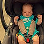 Melwenn a rejoint le concours — aidez-le/la à gagner de superbes lots ! baby, infant, car_seat, seatbelt, nike, clothing, foot, hand, face, child, outdoor, sunlight, straps, safety, cute, newborn, person, transportation, carriage, expression