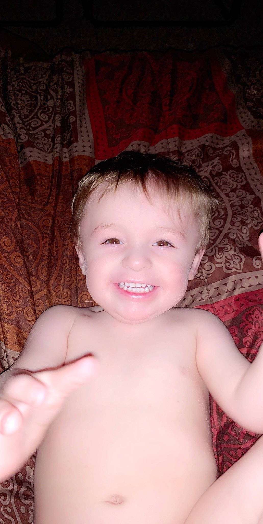 Daximus is registered to the contest to win money with this photo: baby, beauty, cheek, child, chin, eye, face, facial_expression, forehead, head, iris, joy, lip, mouth, nose, organ, person, photograph, pink, skin