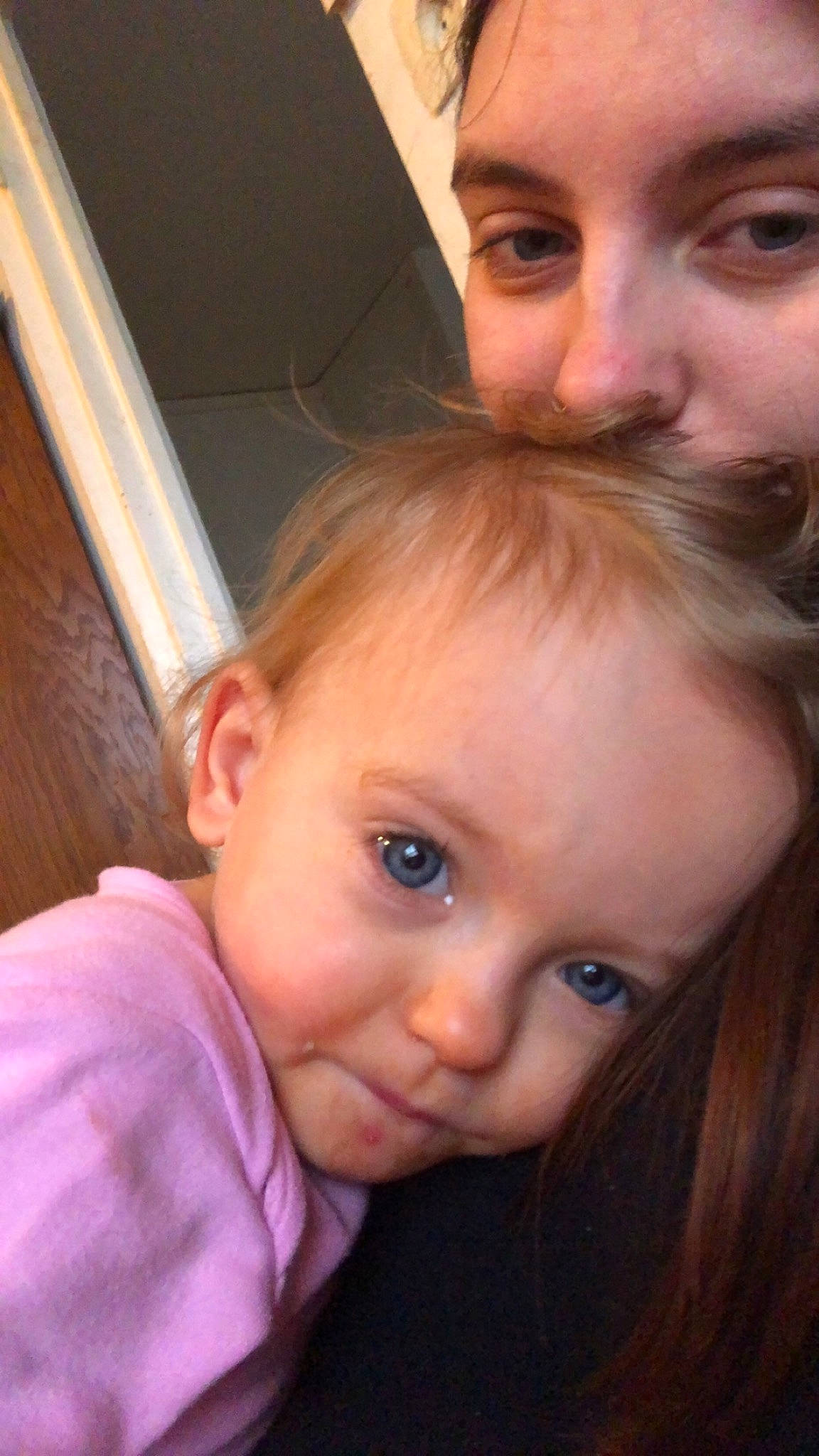 Victoire participe au concours pour gagner de l'argent avec cette photo : cheek, chin, ear, eyebrow, eyelash, face, facial_expression, forehead, gesture, hairstyle, happy, human, iris, jaw, lip, mouth, nose, organ, person, skin