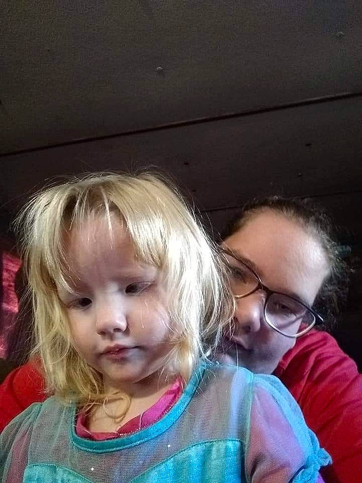 Elizabeth is registered to the contest to win money with this photo: baby, blond, cheek, child, ear, eye, face, fun, gesture, glasses, hair, head, nose, people, person, play, sibling, skin, smile, toddler