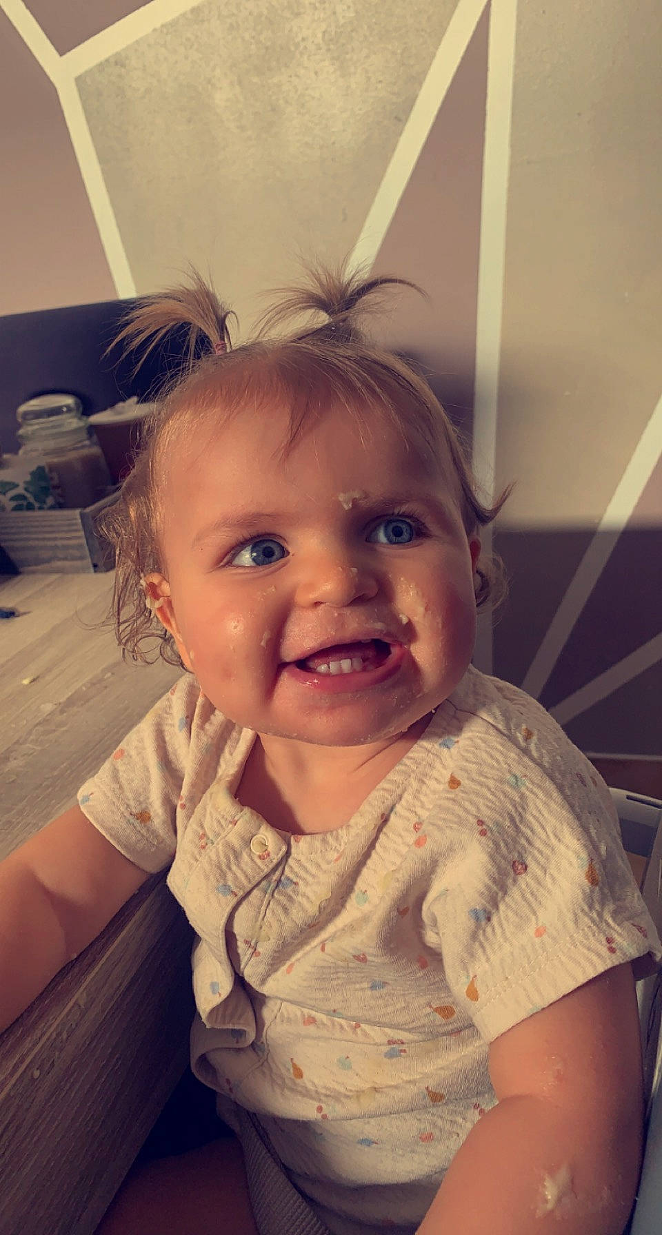 Aliyah a rejoint le concours — aidez-le/la à gagner de superbes lots ! baby, cheek, chin, cloud, ear, eyebrow, eyelash, forehead, gesture, happy, human_body, iris, jaw, joy, lip, mouth, neck, nose, person, skin