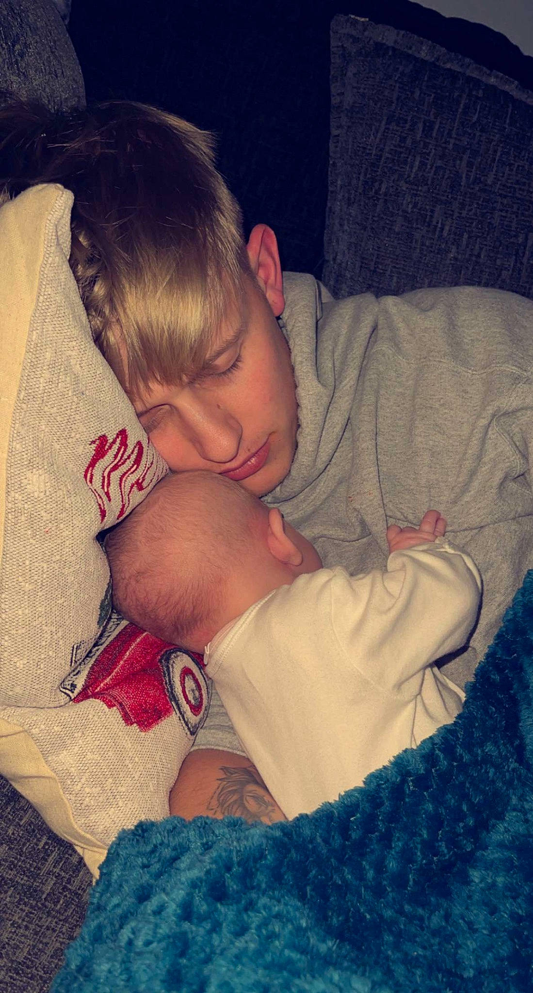 Emilia joined the competition — help win amazing prizes! abdomen, baby_sleeping, bed, cloud, comfort, couch, ear, elbow, eye, facial_expression, gesture, hair, hairstyle, happy, head, human_body, interaction, leg, mouth, nose