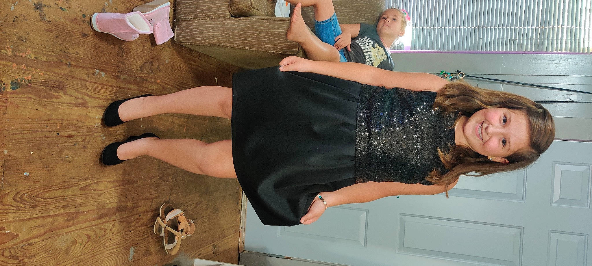 Jamie joined the competition — help win amazing prizes! abdomen, arm, balance, barefoot, calf, elbow, event, foot, fun, gesture, happy, human_leg, joint, joy, knee, leg, person, thigh, trunk, waist