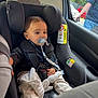 Elyo a rejoint le concours — aidez-le/la à gagner de superbes lots ! baby, blanket, car_interior, car_seat, child, clothing, daylight, indoors, infant, looking, pacifier, person, resting, safety, seat, seatbelt, secure, transportation, window, young_child