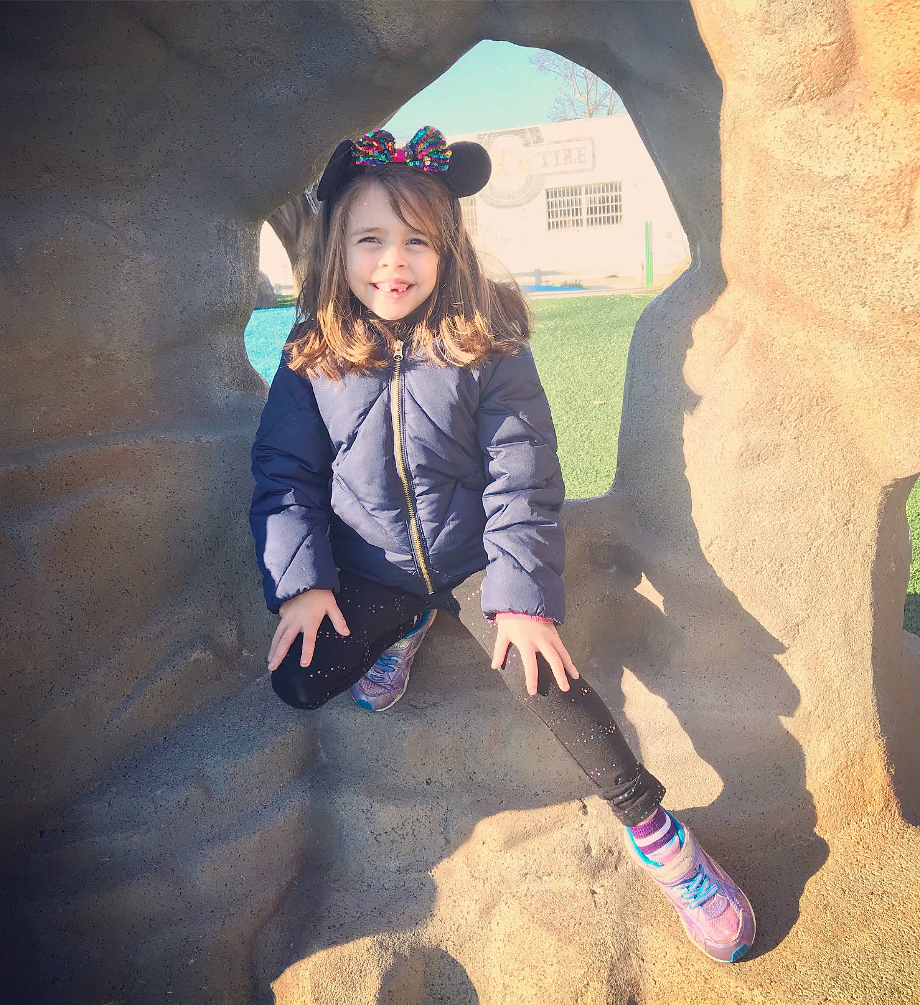 Maia is registered to the contest to win money with this photo: cool, electric_blue, flash_photography, fun, happy, human_leg, jacket, joy, landscape, leisure, long_hair, people_in_nature, person, recreation, sand, shoe, sleeve, sneakers, standing, tints_and_shades