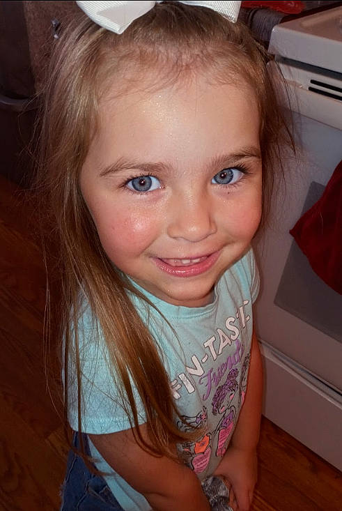 Mckynlee joined the competition — help win amazing prizes! blond, brown_hair, cheek, child, ear, eyelash, flash_photography, forehead, fun, happy, iris, jaw, joy, lip, long_hair, mouth, nose, person, skin, smile