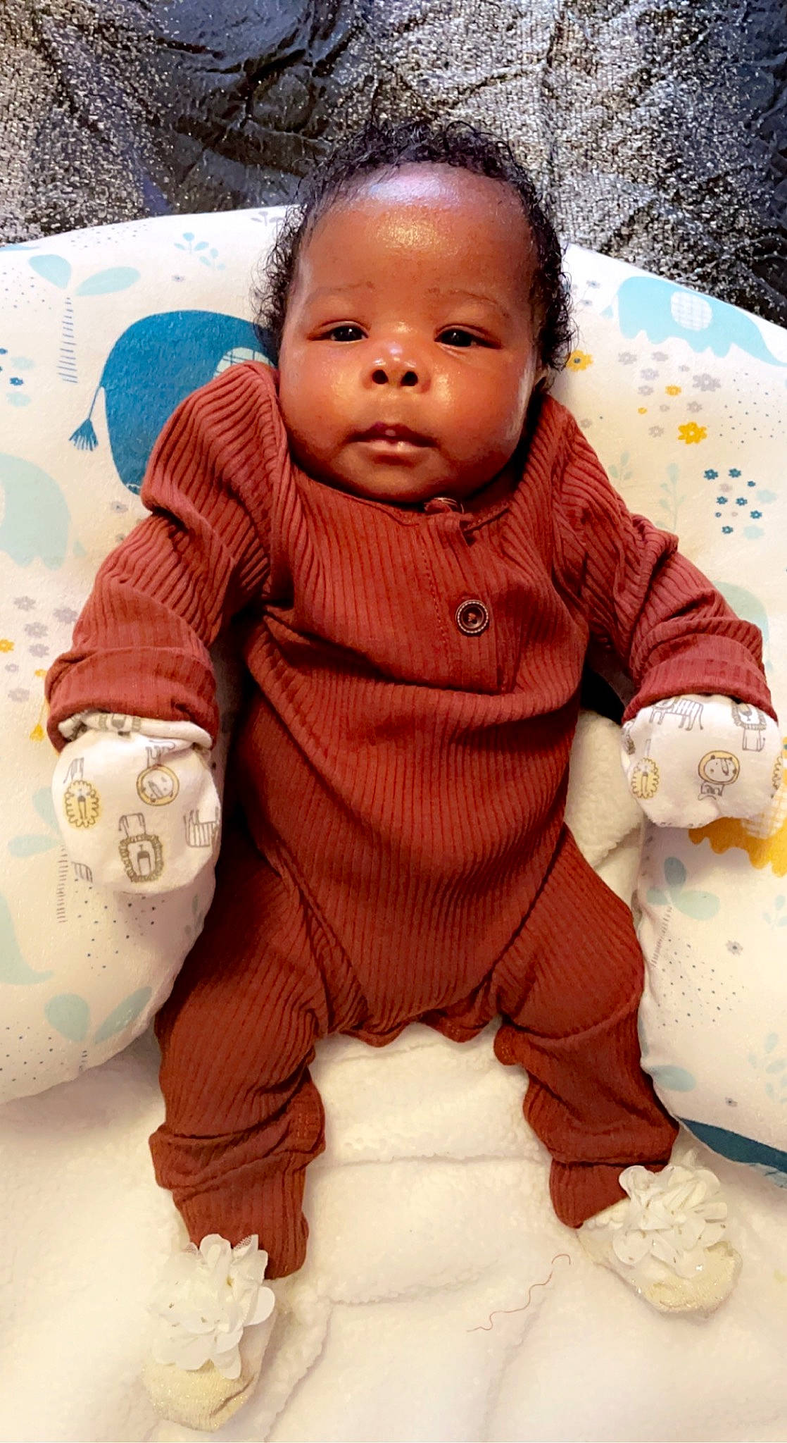 Kenleigh is registered to the contest to win money with this photo: arm, baby, baby_products, baby_toddler_clothing, baby_toys, cheek, child, chin, face, hand, happy, linens, nose, person, pink, skin, sleeve, smile, textile, toddler