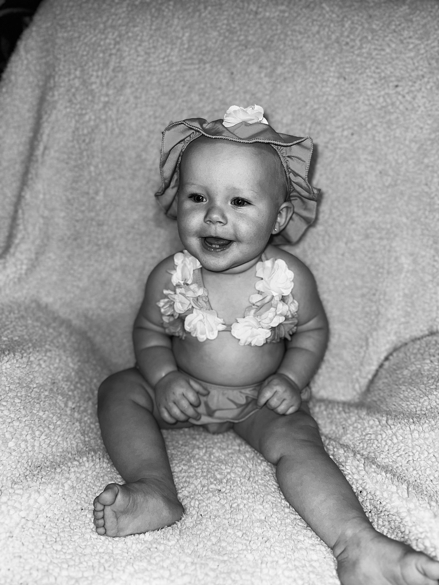 Shylin is registered to the contest to win money with this photo: baby, baby_toddler_clothing, child, eye, flash_photography, fun, happy, headband, headpiece, iris, jewellery, monochrome, monochrome_photography, person, portrait_photography, sitting, smile, stock_photography, style, toddler