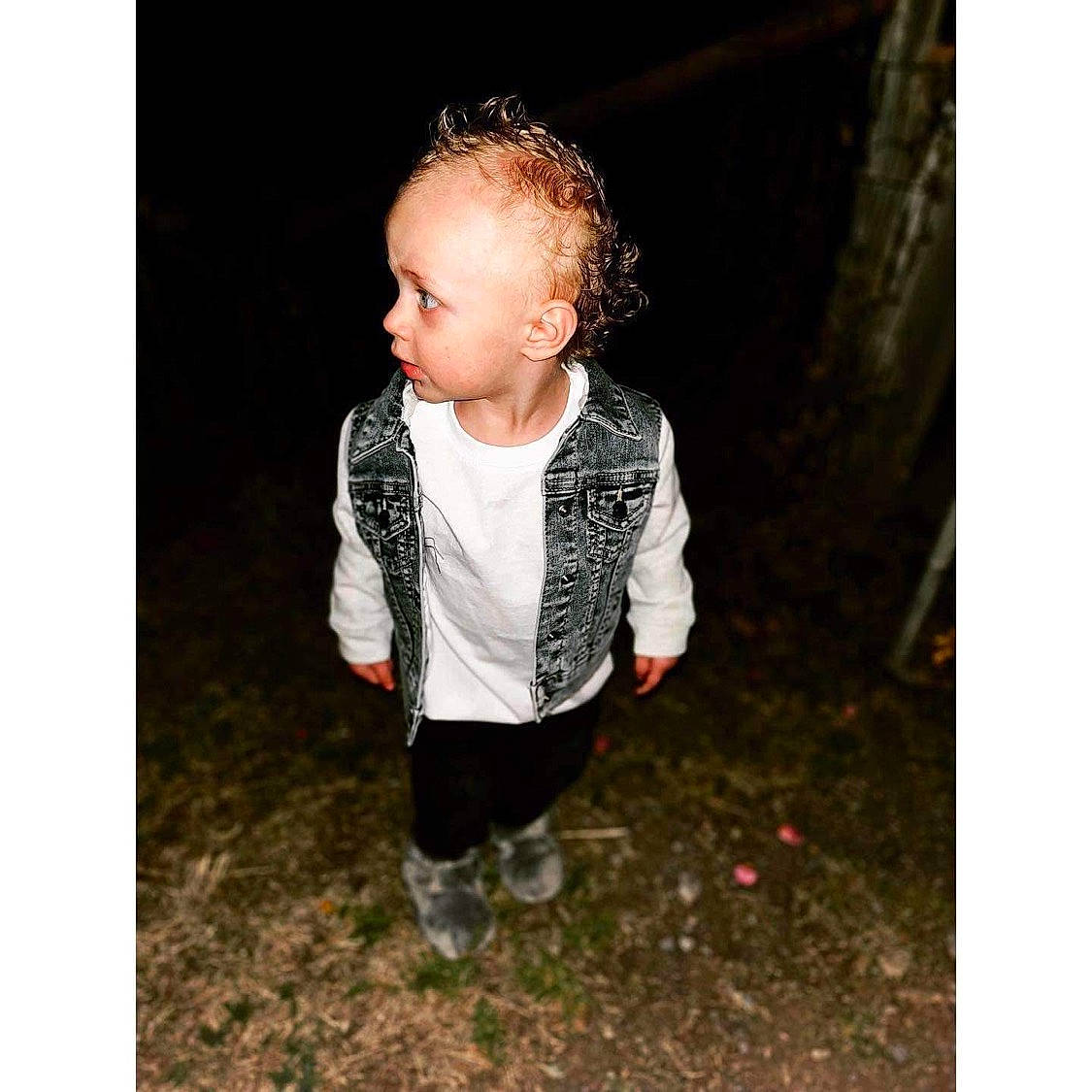 Zedekiah is registered to the contest to win money with this photo: baby, baby_toddler_clothing, child, clothing, flash_photography, fun, fur, grass, happy, hood, jacket, long_sleeved_t_shirt, outerwear, pattern, person, sitting, sleeve, t_shirt, toddler, tree