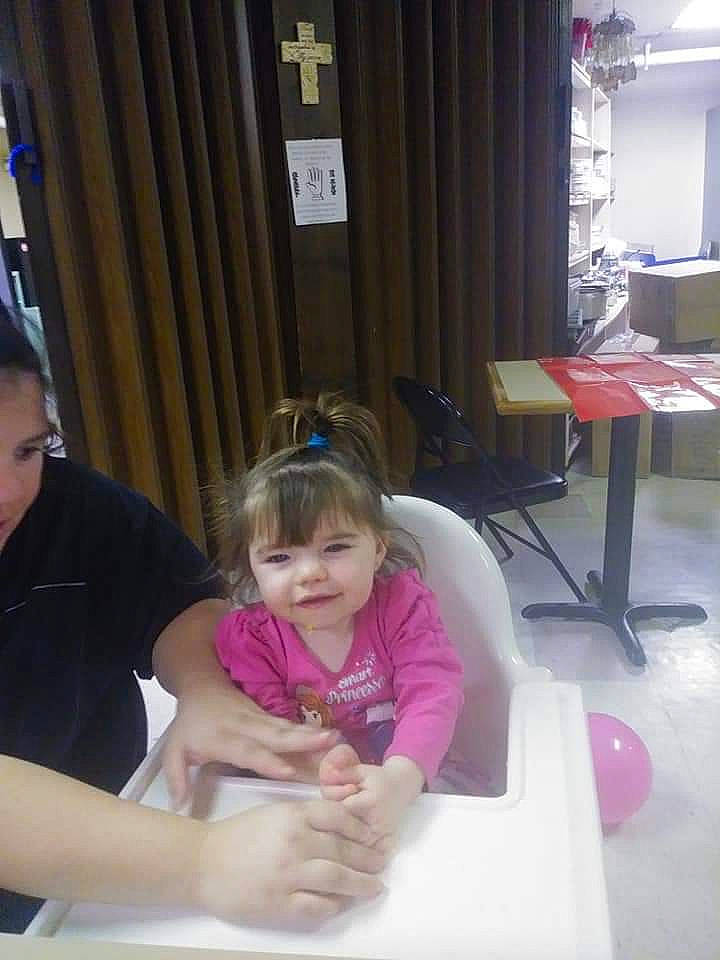 Autumn is registered to the contest to win money with this photo: arm, child, day, fun, girl, person, product, room, textile