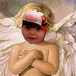 Chloe participe au concours pour gagner de l'argent avec cette photo :