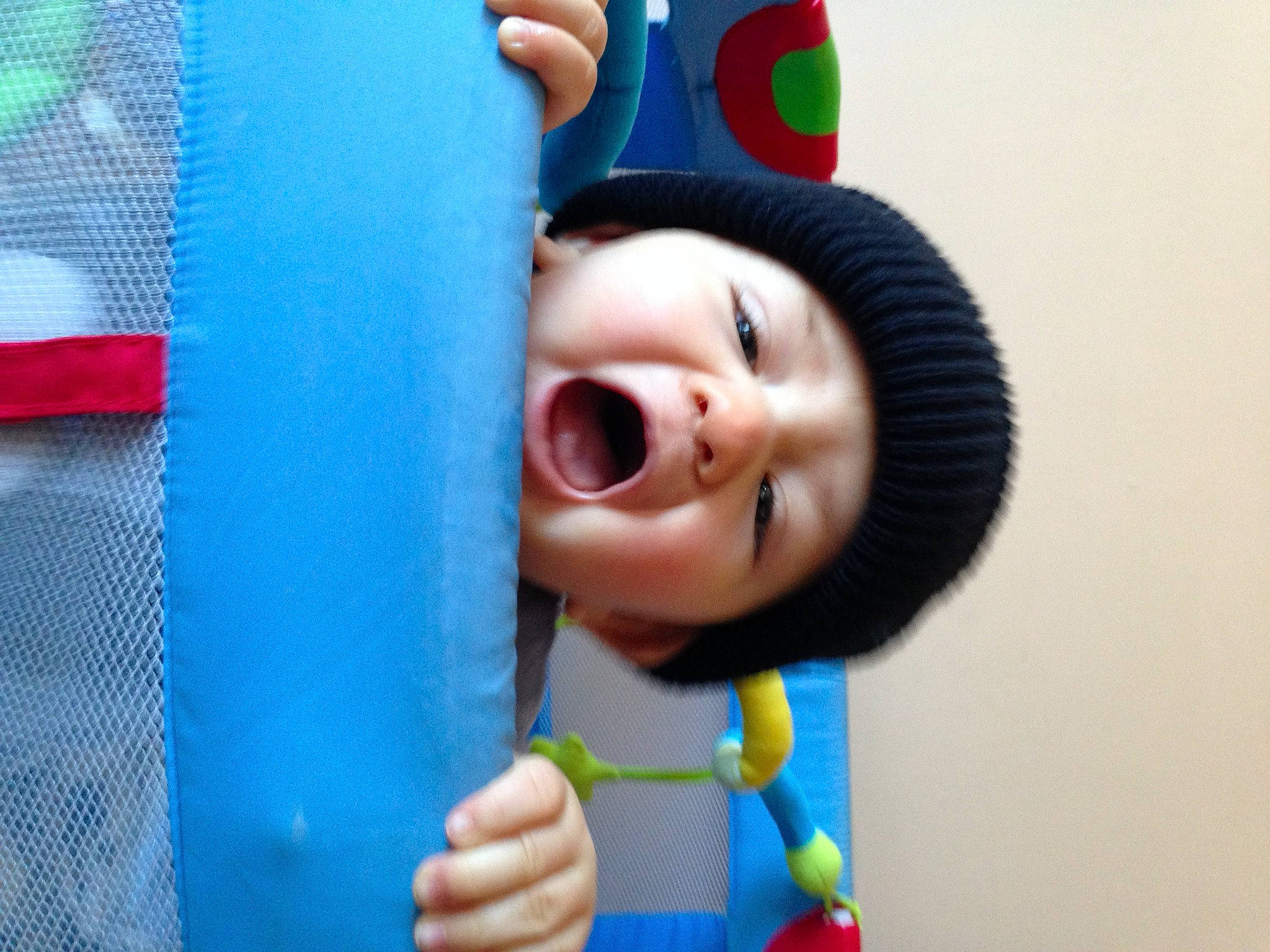 Eliott participe au concours pour gagner de l'argent avec cette photo : baby_products, blue, cap, cheek, electric_blue, eye, fashion_accessory, finger, fun, gesture, happy, hat, head, headgear, leisure, nose, person, skin, smile, toddler