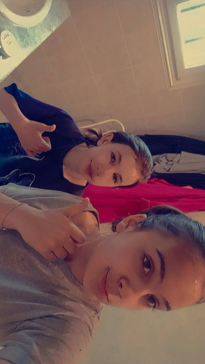 Melody participe au concours pour gagner de l'argent avec cette photo : black_hair, child, cloud, comfort, cool, eyebrow, eyelash, flooring, forehead, fun, gesture, happy, joy, lip, long_hair, love, mouth, nose, person, room