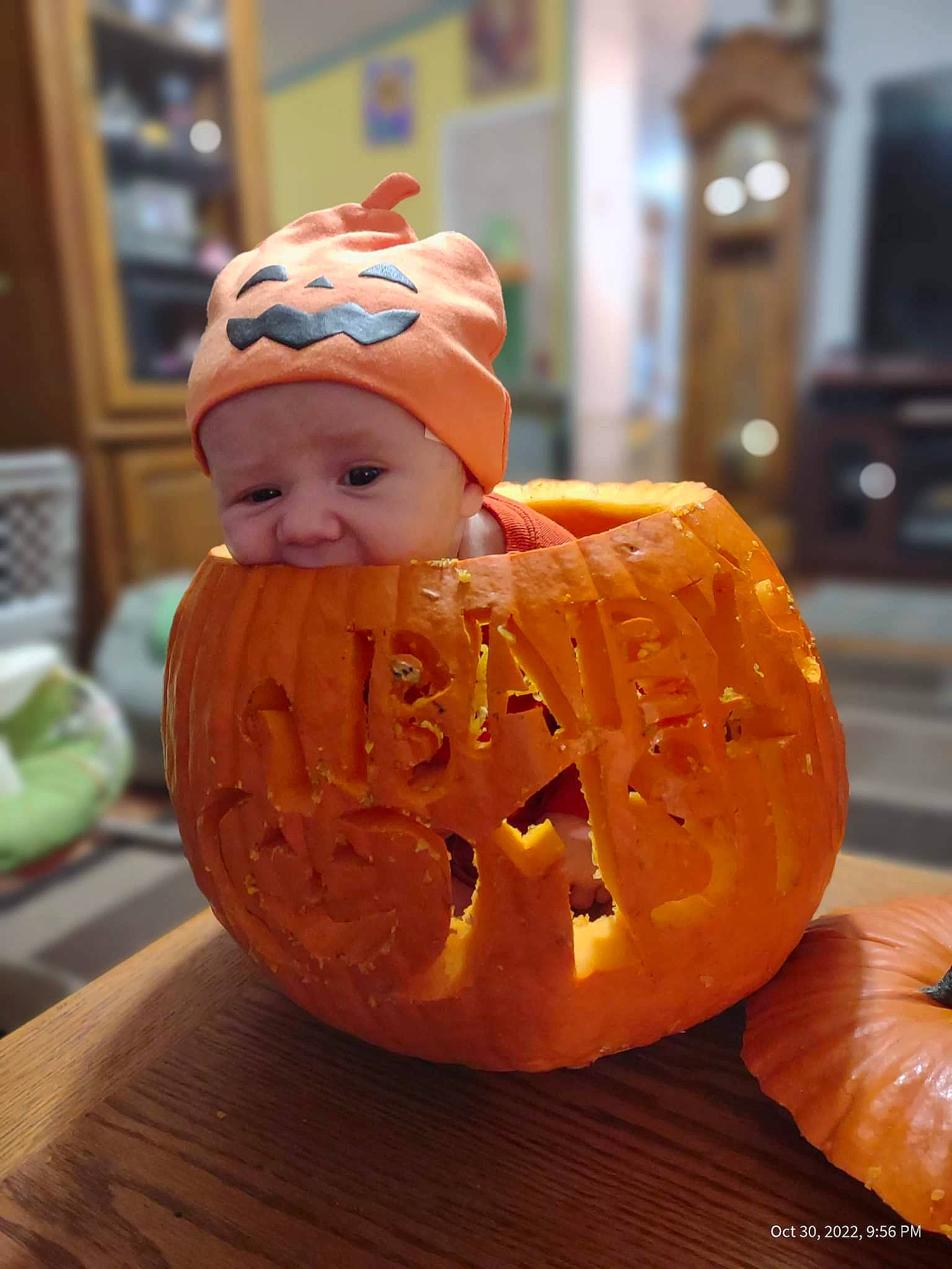 Huntley joined the competition — help win amazing prizes! art, baby, baby_toddler_clothing, calabaza, cap, child, cucurbita, event, fruit, gourd, hat, headwear, jack_o_lantern, orange, person, plant, pumpkin, squash, toddler, trick_or_treat