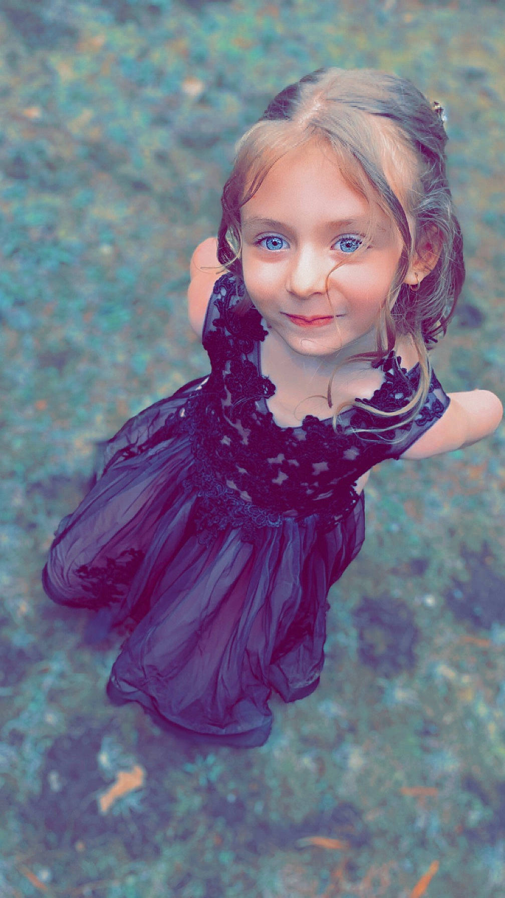 Layla is registered to the contest to win money with this photo: beauty, blond, brown_hair, electric_blue, eye, fashion_accessory, fashion_design, flash_photography, hair, happy, head, iris, joy, lip, long_hair, magenta, people_in_nature, person, pink, purple