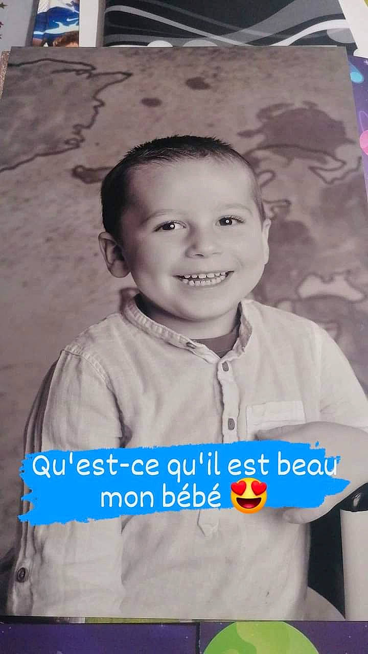 Simon a rejoint le concours — aidez-le/la à gagner de superbes lots ! adaptation, cheek, child, cool, electric_blue, face, facial_expression, flash_photography, forehead, fun, happy, joy, organ, outerwear, people, person, skin, sleeve, smile, standing