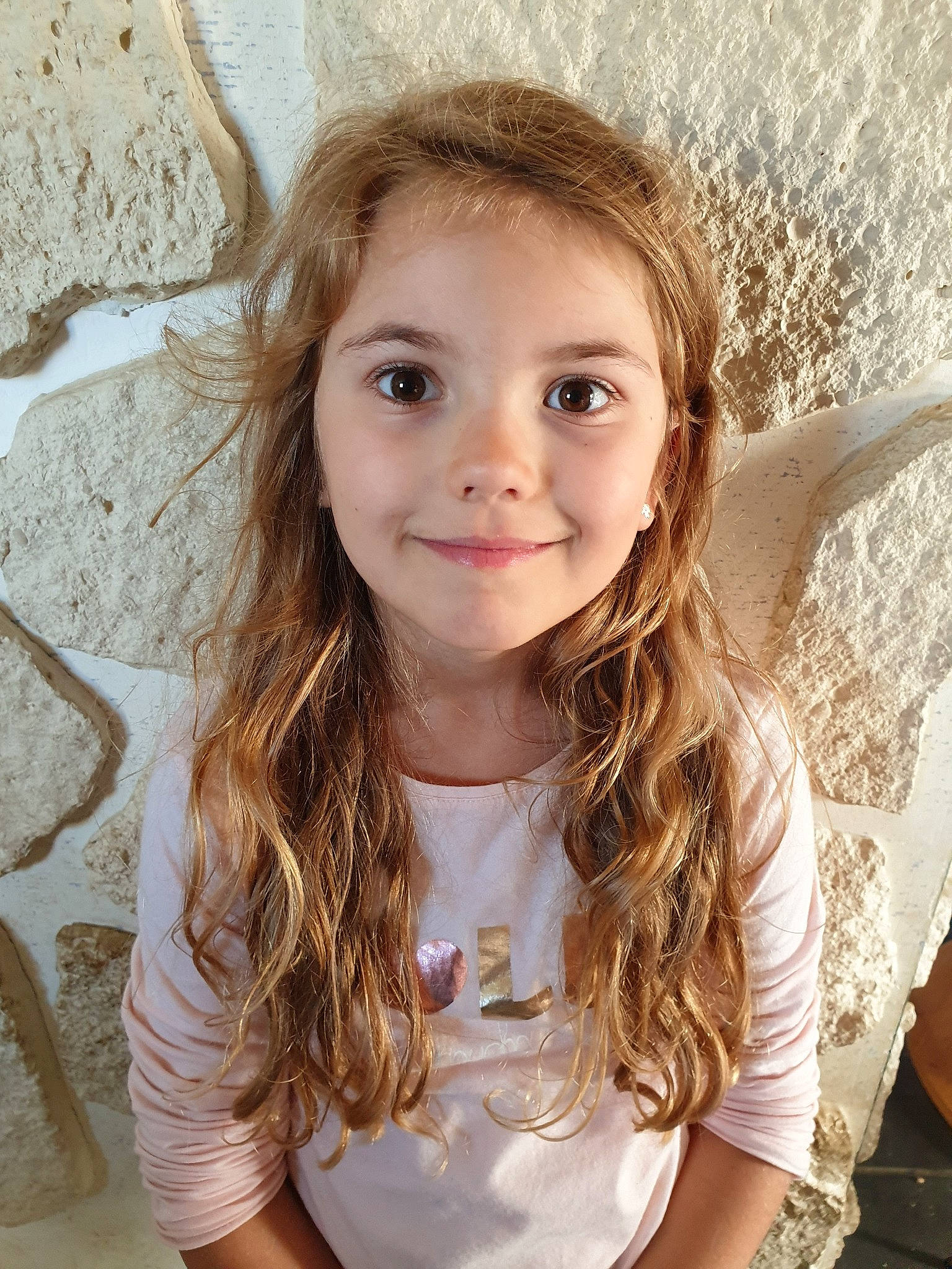 Myline participe au concours pour gagner de l'argent avec cette photo : beauty, blond, brown_hair, child, child_model, eye, face, hair, hairstyle, joy, lip, long_hair, person, photography, smile