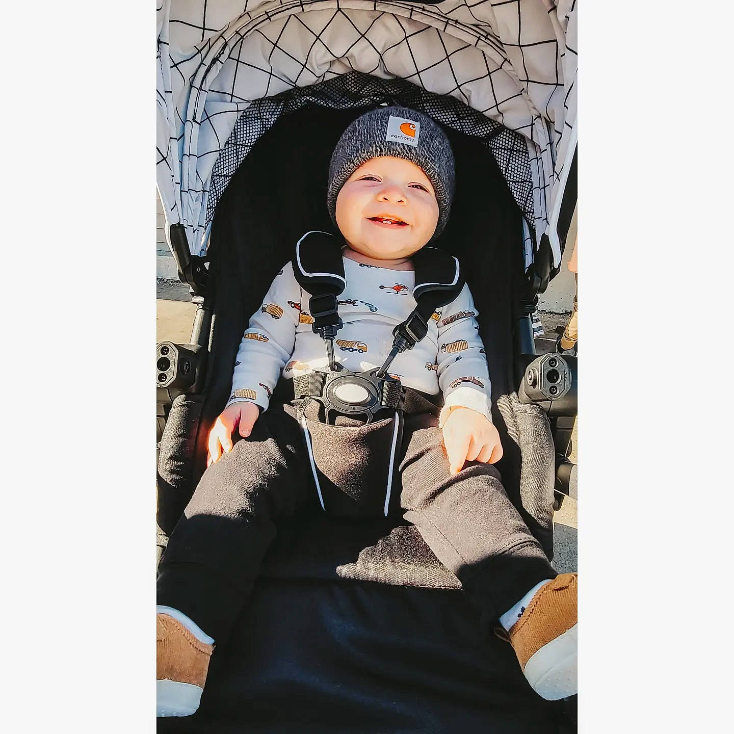 Daxon is registered to the contest to win money with this photo: baby, baby_carriage, baby_products, baby_safety, baby_sleeping, baby_toddler_clothing, bag, beanie, car_seat, child, comfort, fashion_accessory, headwear, human, joy, linens, pattern, person, personal_protective_equipment, sitting