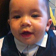 Nassim participe au concours pour gagner de l'argent avec cette photo :