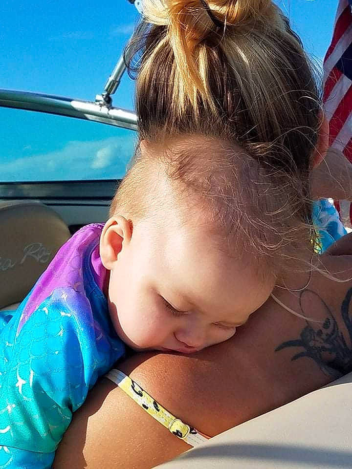 Olivia is registered to the contest to win money with this photo: arm, azure, blond, blue, chest, cool, electric_blue, eye, eyebrow, eyelash, eyewear, fun, happy, human_body, leisure, mouth, neck, person, skin, sky