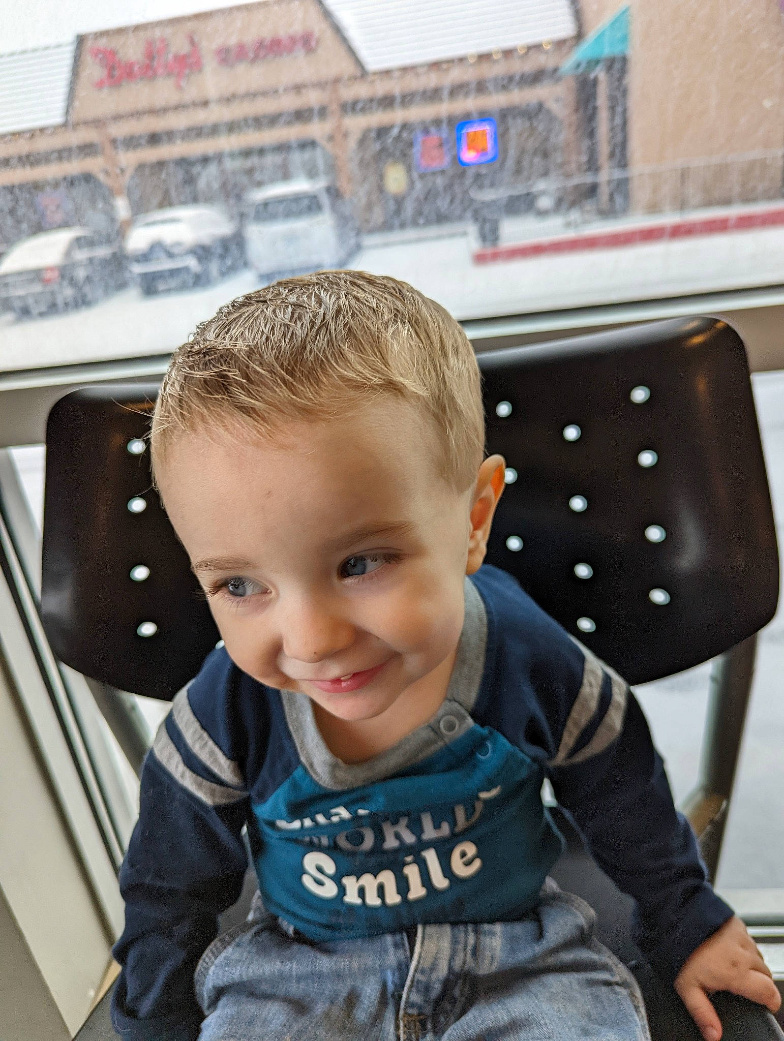 Atreyu is registered to the contest to win money with this photo: baby_toddler_clothing, child, cool, electric_blue, fun, happy, joy, leisure, luxury_vehicle, motor_vehicle, person, photograph, portrait_photography, recreation, sitting, sky, sleeve, smile, t_shirt, toddler