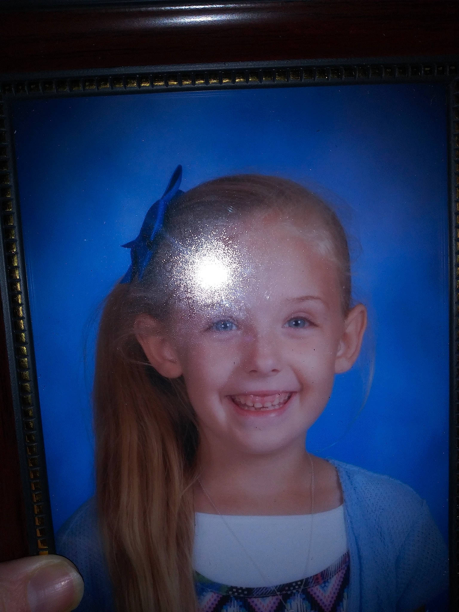 Babygirl is registered to the contest to win money with this photo: blue, buzz_cut, cheek, child, chin, cool, ear, eyebrow, face, forehead, fun, hair, hair_accessory, hairstyle, head, joy, nose, person, smile, toddler