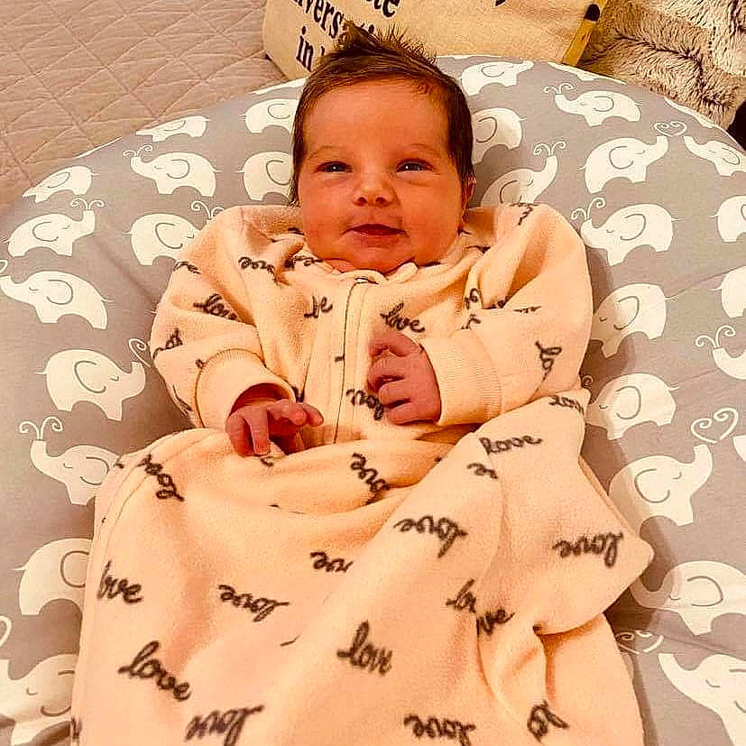 Laihney is registered to the contest to win money with this photo: baby, baby_sleeping, bedtime, beige, cheek, child, comfort, human, person, sleep, smile, toddler