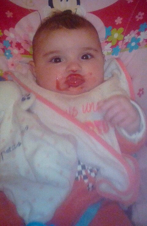 Maéline participe au concours pour gagner de l'argent avec cette photo : baby, cheek, child, eye, head, iris, lip, mouth, nose, person, pink, skin, smile, toddler