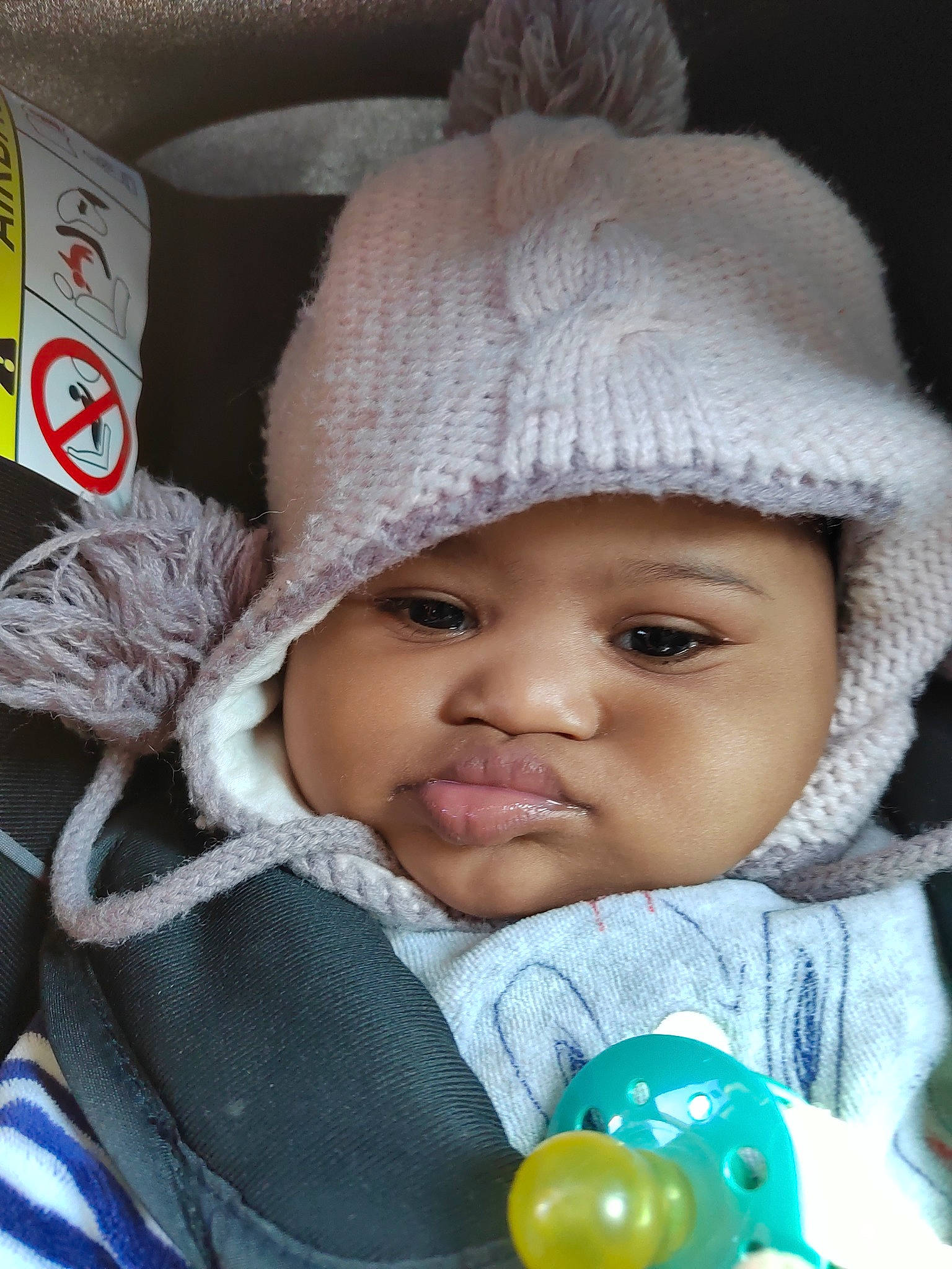 Kelyan-gabriel a rejoint le concours — aidez-le/la à gagner de superbes lots ! baby, baby_products, baby_toddler_clothing, cap, cheek, child, comfort, eye, fashion_accessory, happy, hat, headwear, knit_cap, lip, nose, outerwear, person, skin, toddler, white