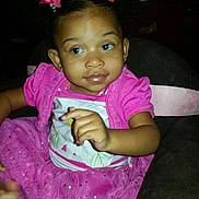 Justyce is registered to the contest to win money with this photo: