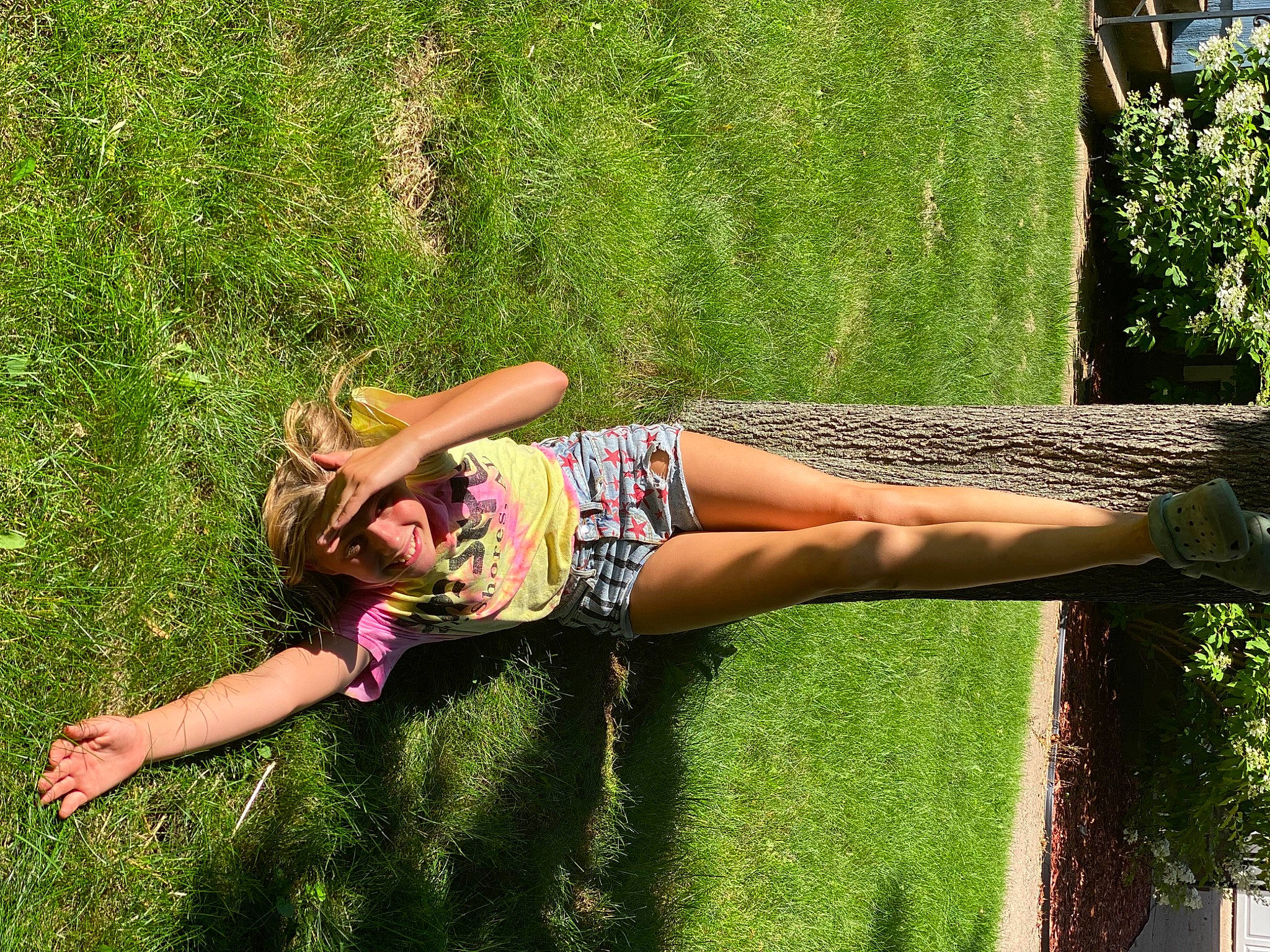 Melany is registered to the contest to win money with this photo: denim, fun, grass, grass_family, green, human_leg, joint, knee, lawn, leisure, long_hair, people_in_nature, plant, shrub, summer, sunlight, thigh, tints_and_shades, tree, waist