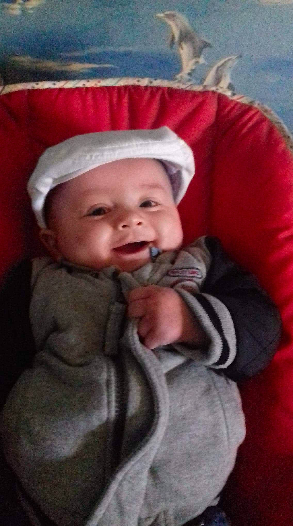 Lorenzo a rejoint le concours — aidez-le/la à gagner de superbes lots ! baby, cheek, child, facial_expression, headgear, mouth, person, product, skin, smile, toddler