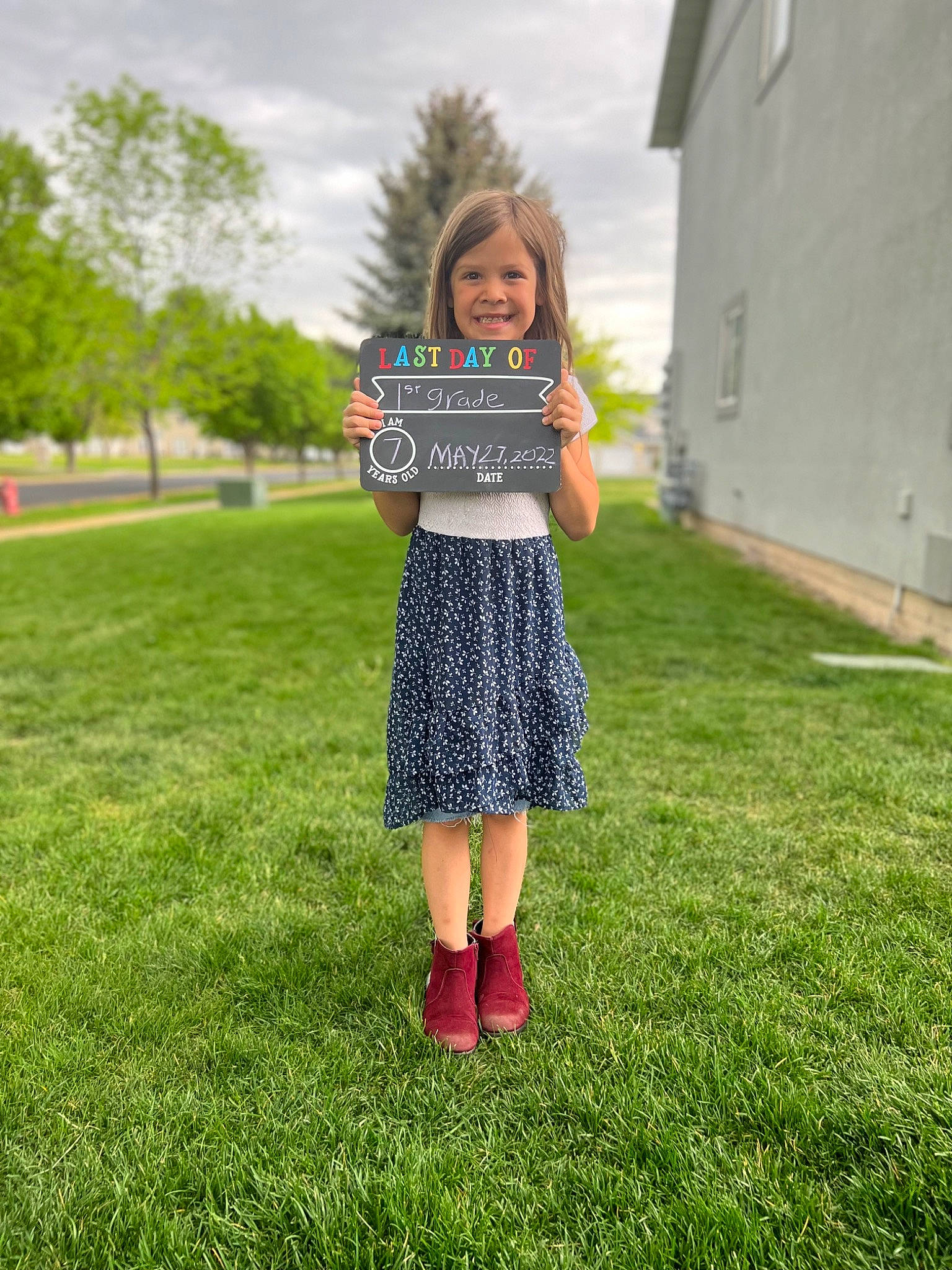 Brooklyn is registered to the contest to win money with this photo: cloud, fun, grass, grass_family, grassland, hair, happy, human_body, joy, leaf, leisure, meadow, people_in_nature, person, plant, recreation, shoe, sky, smile, toddler