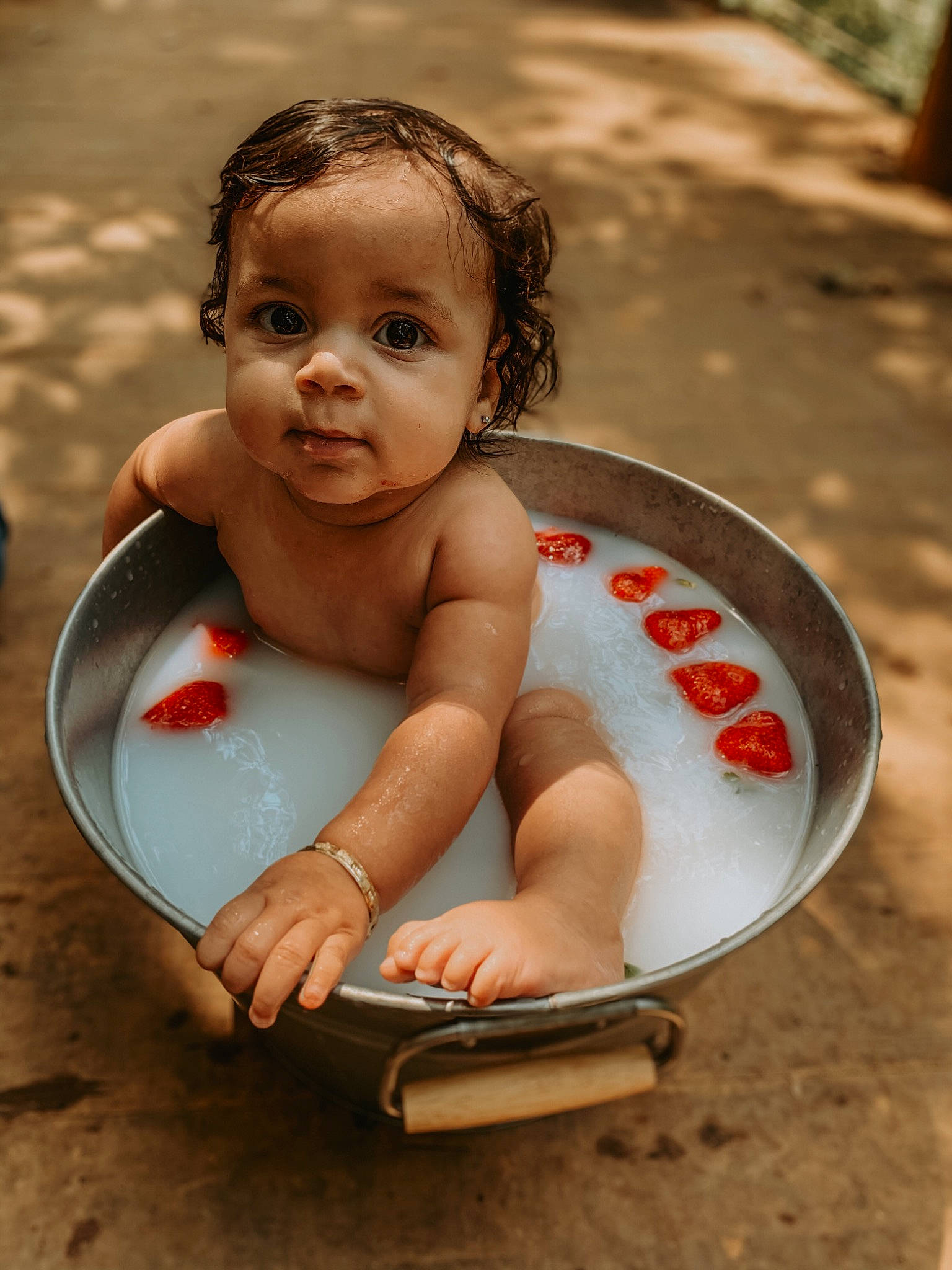 Paisley is registered to the contest to win money with this photo: baby, baby_bathing, baby_products, bathing, bathtub, child, fun, leisure, person, play, product, recreation, smile, toddler, vacation, water