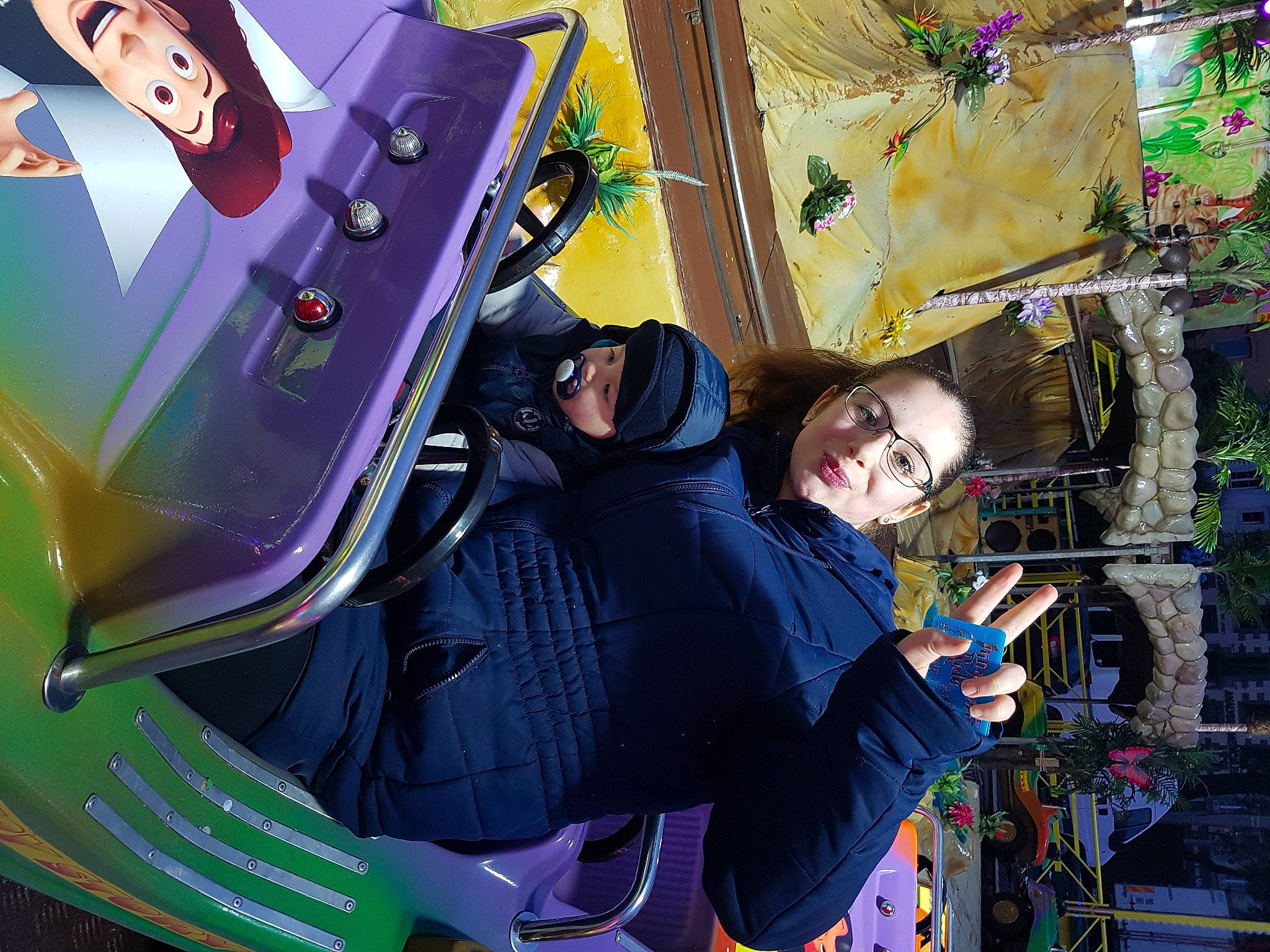 Angelina a rejoint le concours — aidez-le/la à gagner de superbes lots ! art, fun, headwear, illustration, leisure, person, photography, purple, recreation, space