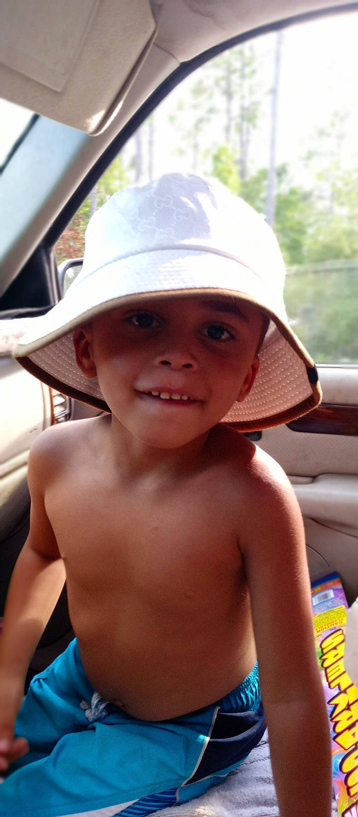 Brandon is registered to the contest to win money with this photo: blue, cap, chin, face, facial_expression, hairstyle, happy, hat, headgear, headwear, joy, leisure, lip, mammal, mouth, muscle, person, product, skin, smile