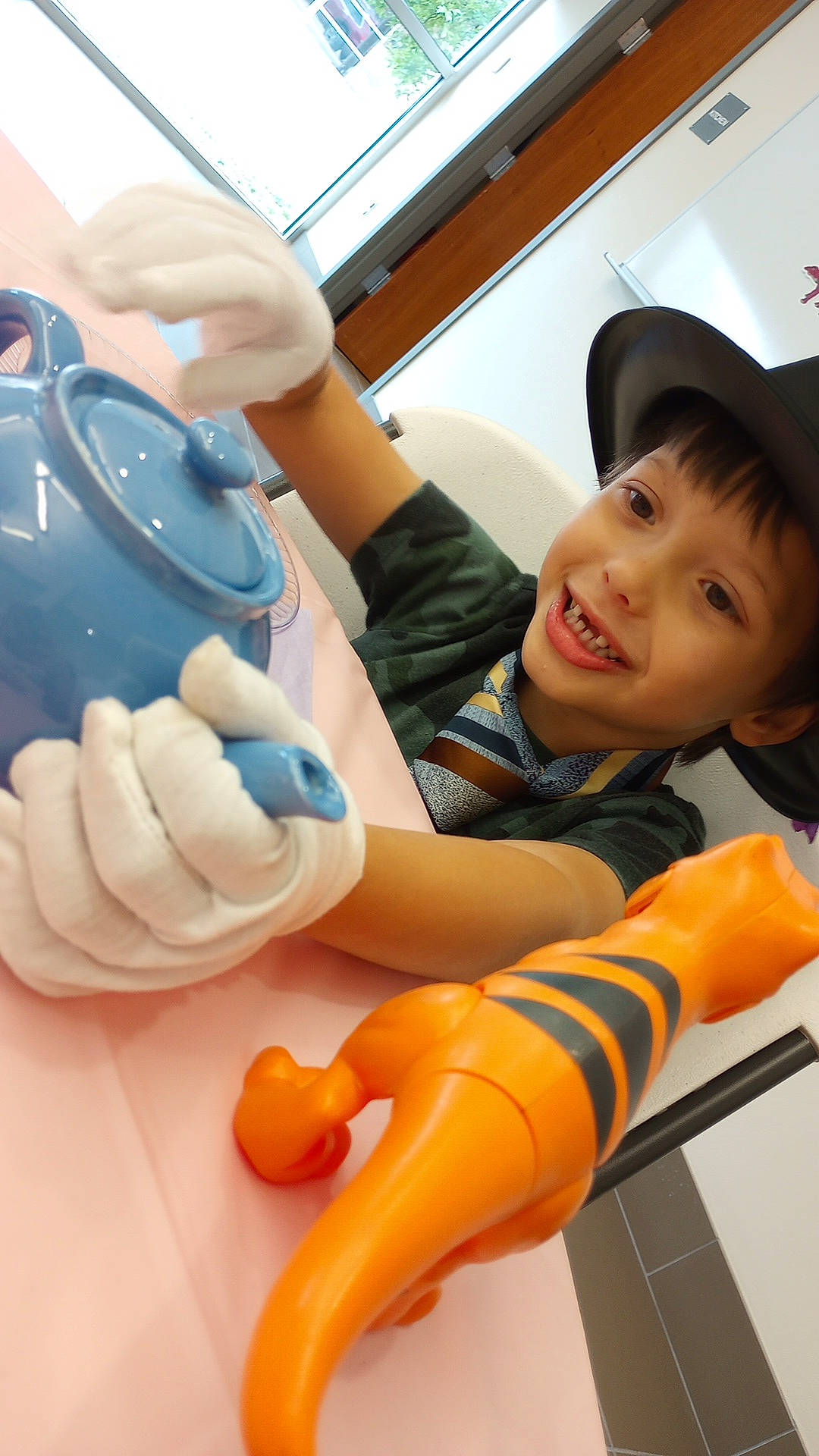 Riven joined the competition — help win amazing prizes! baseball_cap, comfort, fashion_accessory, fun, glove, happy, hat, human_leg, joy, leisure, mouth, nail, organ, person, personal_protective_equipment, recreation, service, skin, smile, thigh