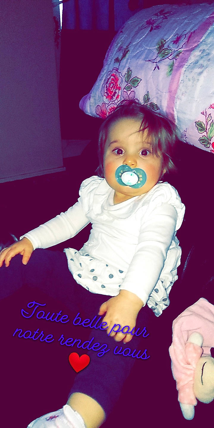 Alicia a rejoint le concours — aidez-le/la à gagner de superbes lots ! baby, cheek, child, doll, fun, joy, person, photography, pink, play, purple, smile, toddler, toy, violet