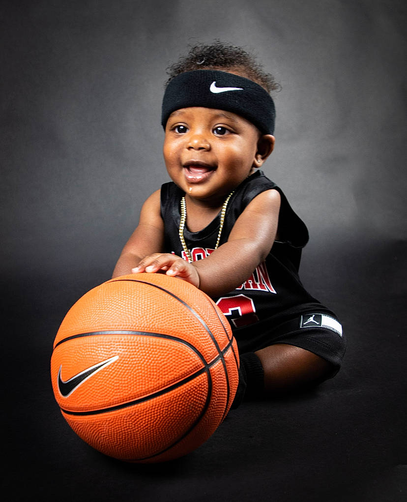 Jayonta is registered to the contest to win money with this photo: ball, ball_game, basketball, basketball_moves, basketball_player, eye, face, flash_photography, football, gesture, happy, head, headwear, person, player, playing_sports, shoulder, smile, sports, sports_equipment