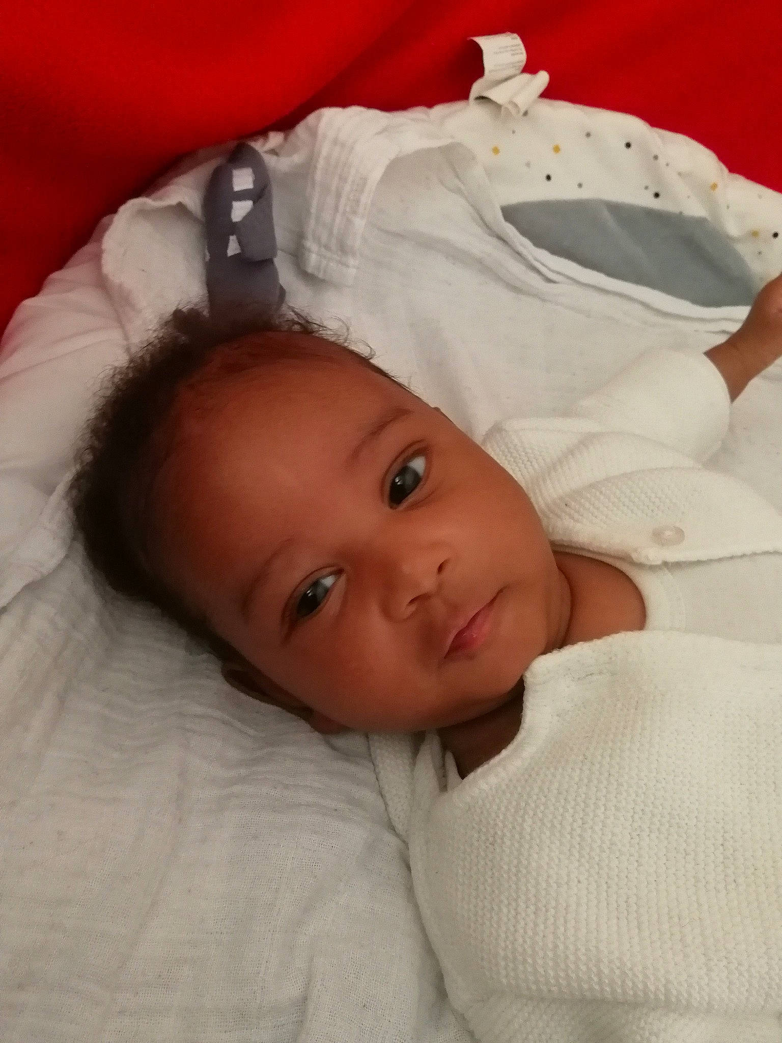 Anthony a rejoint le concours — aidez-le/la à gagner de superbes lots ! baby, bedtime, cheek, child, ear, eye, face, head, lip, person, product, skin, toddler