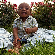 Jeremiah is registered to the contest to win money with this photo: