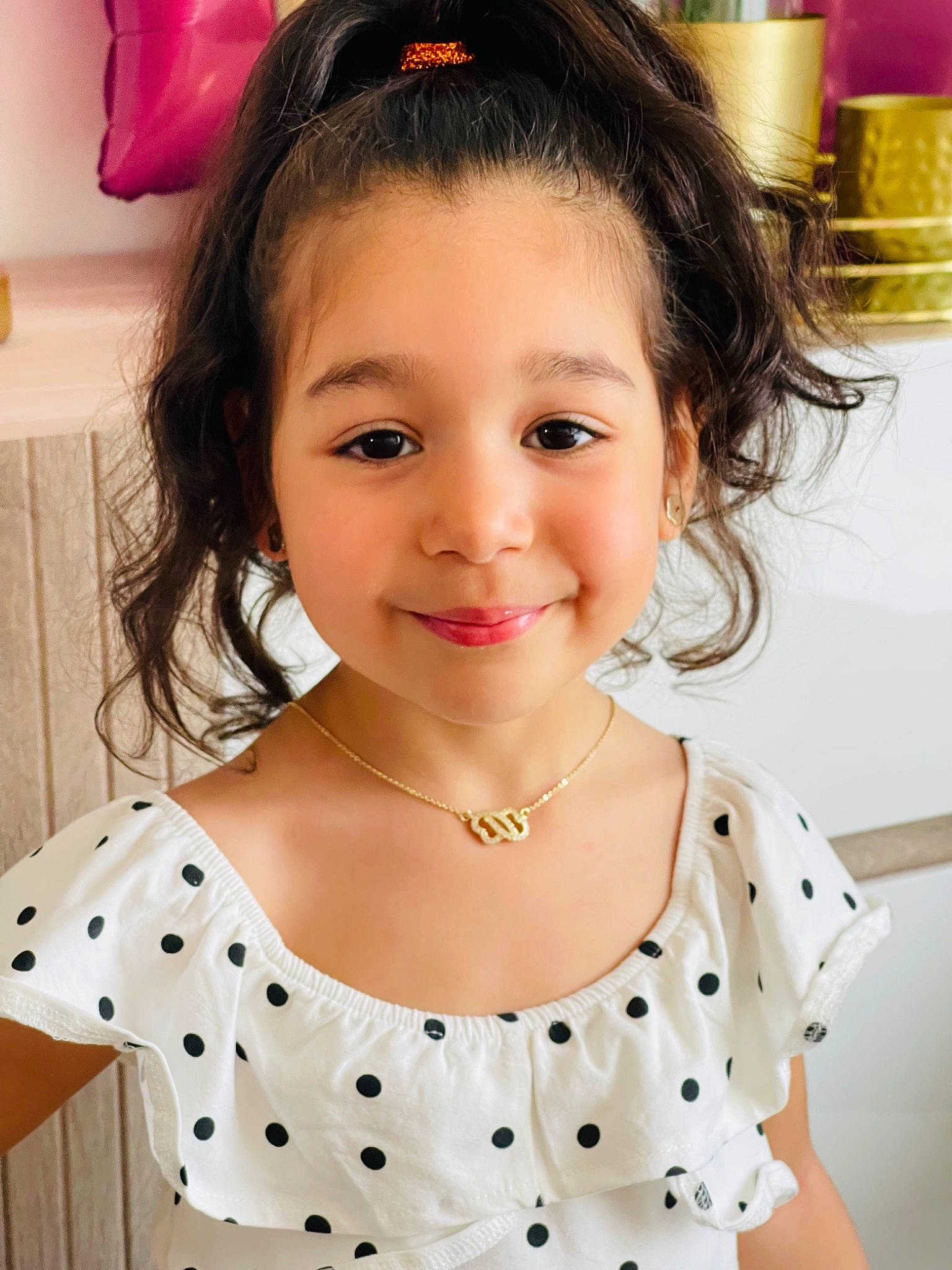 Lalla a rejoint le concours — aidez-le/la à gagner de superbes lots ! baby_toddler_clothing, beauty, cheek, child, day_dress, ear, eyelash, fashion_accessory, hair, hairstyle, happy, iris, jewellery, joy, neck, pattern, person, pink, sleeve, smile