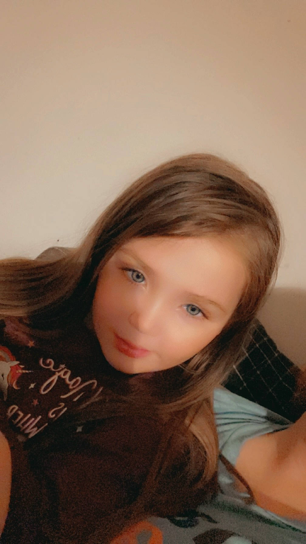 Annabelle is registered to the contest to win money with this photo: beauty, black_hair, brown, cheek, chin, eyebrow, eyelash, face, flash_photography, hairstyle, happy, iris, layered_hair, lip, long_hair, neck, nose, person, shoulder, skin