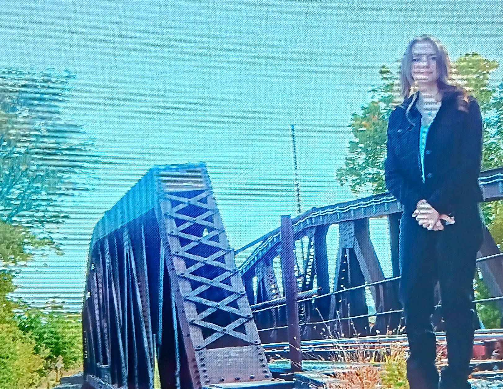 Faith joined the competition — help win amazing prizes! bridge, city, electric_blue, eyewear, flash_photography, formal_wear, grass, headquarters, joy, leisure, line, metal, pattern, people_in_nature, person, real_estate, sitting, sky, tourism, tower_block