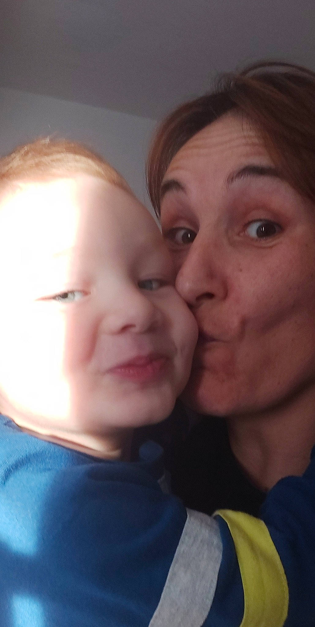 Inacio a rejoint le concours — aidez-le/la à gagner de superbes lots ! baby, cheek, chin, ear, eye, eyebrow, eyelash, face, facial_expression, forehead, happy, iris, jaw, kiss, lip, mouth, neck, nose, person, skin