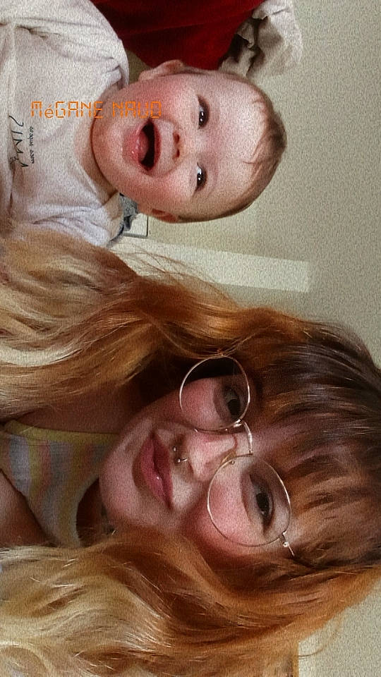 énaël a rejoint le concours — aidez-le/la à gagner de superbes lots ! cheek, chin, ear, eyebrow, eyelash, forehead, glasses, hair, human, human_body, jaw, joy, lip, mouth, neck, nose, organ, person, skin, smile