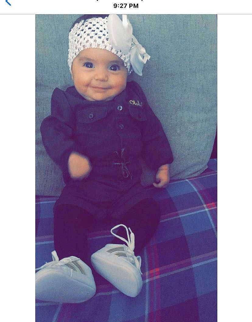 Julia participe au concours pour gagner de l'argent avec cette photo : baby, baby_toddler_clothing, cap, clothing, electric_blue, happy, headwear, jacket, joy, magenta, outerwear, pattern, person, photograph, product, purple, sleeve, smile, snapshot, tartan